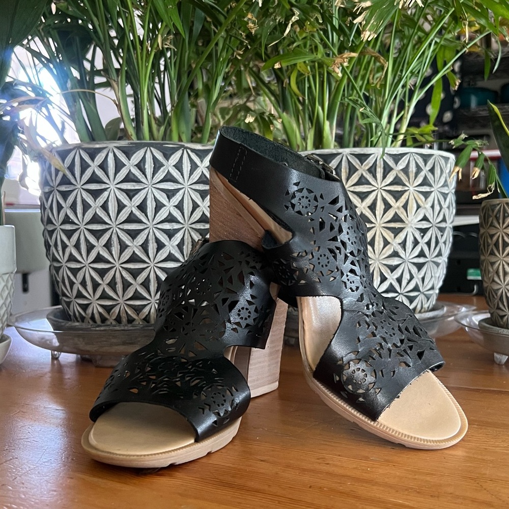 Strappy Leather Sandals with Cut-out Detailing
